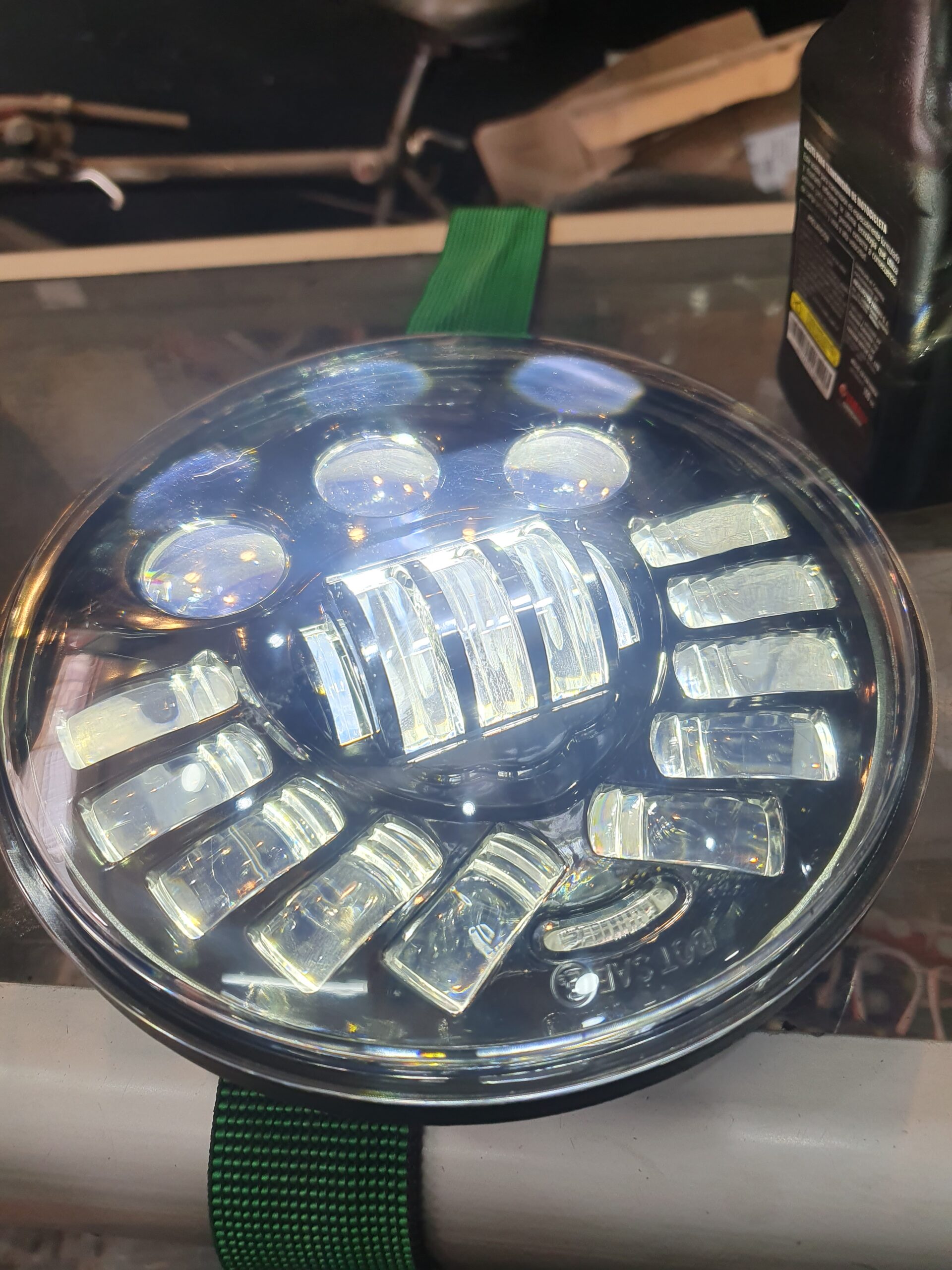 Par (2) LED Redondo 7 Pulgadas - Altas, Bajas, Direccional y Cocuyo | 10.000 Lúmenes c/u